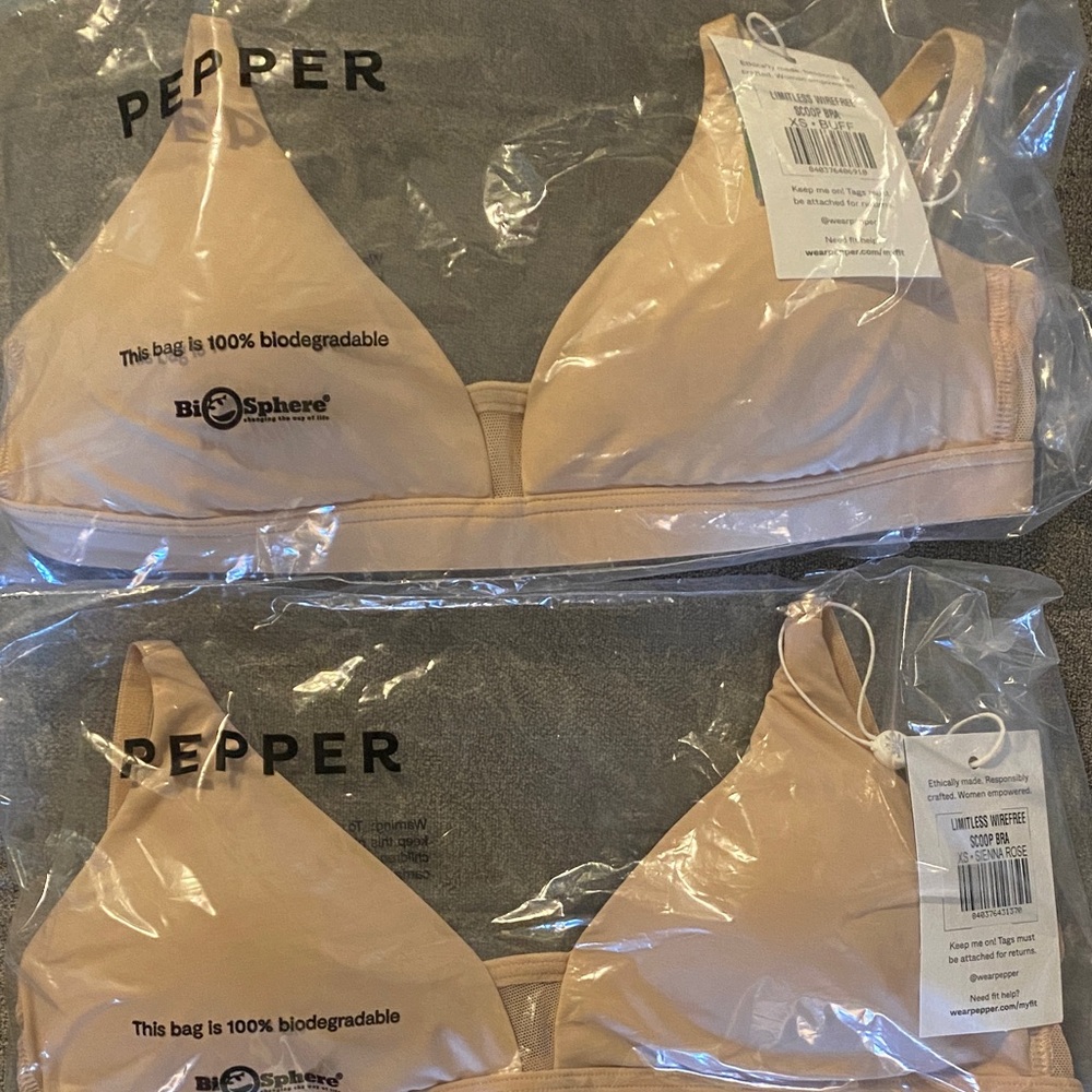 2 NWT Pepper wireless bras